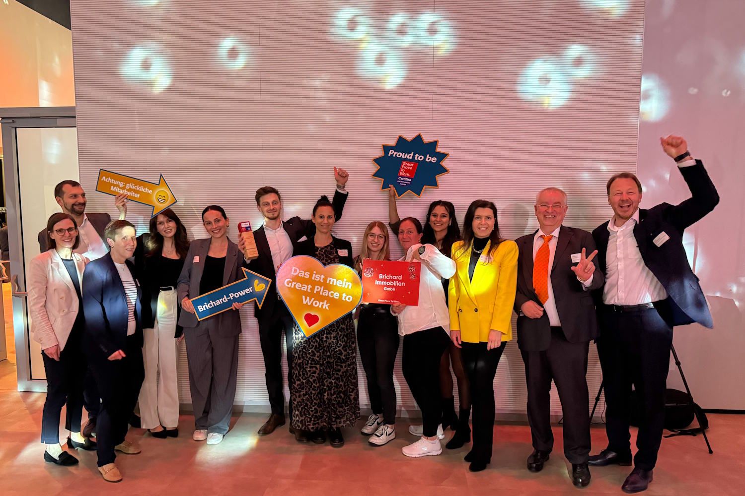 Great Place to work 2025 - team brichard jubelt